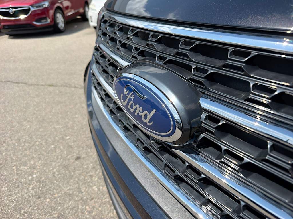 Thumbnail: 2023 Ford Explorer - 7