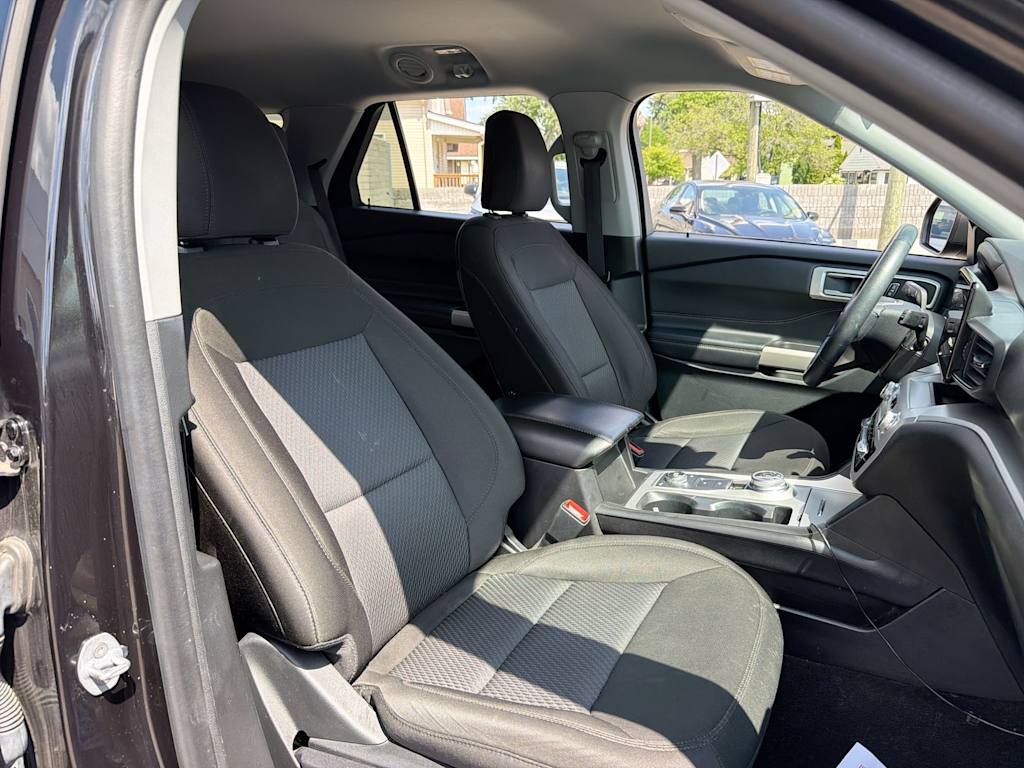 Thumbnail: 2023 Ford Explorer - 28