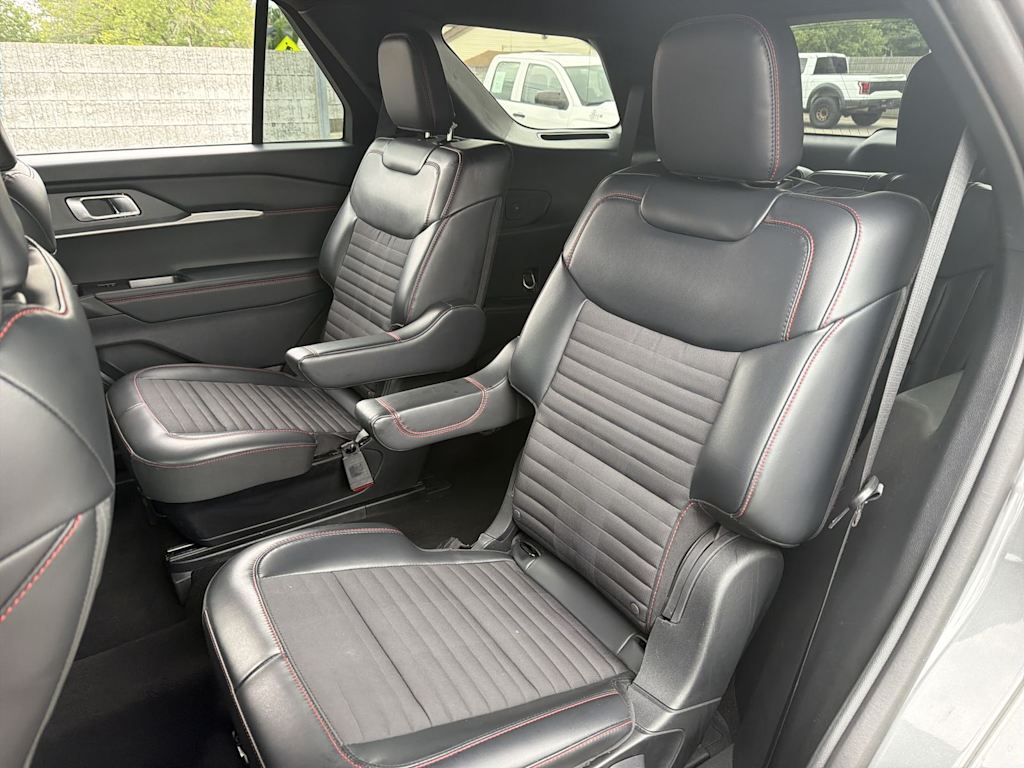 Thumbnail: 2025 Ford Explorer - 25
