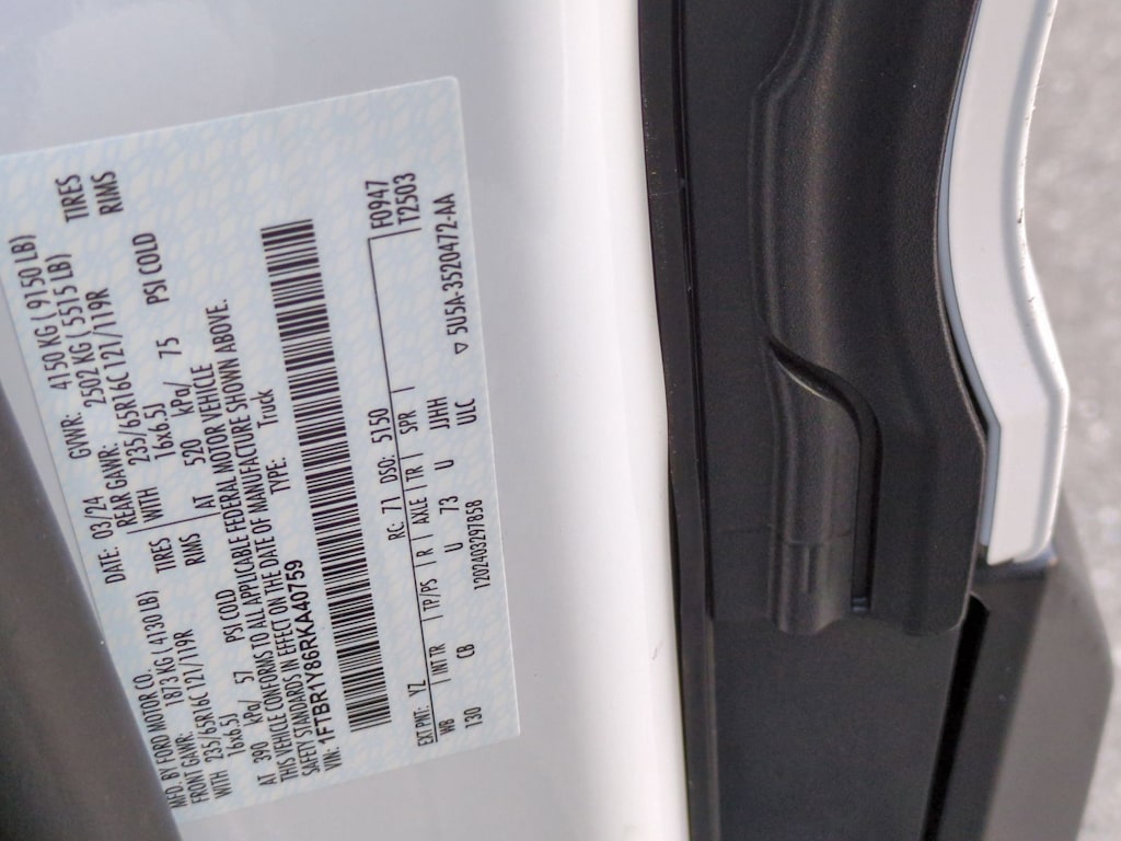 Thumbnail: 2024 Ford Transit Series - 32