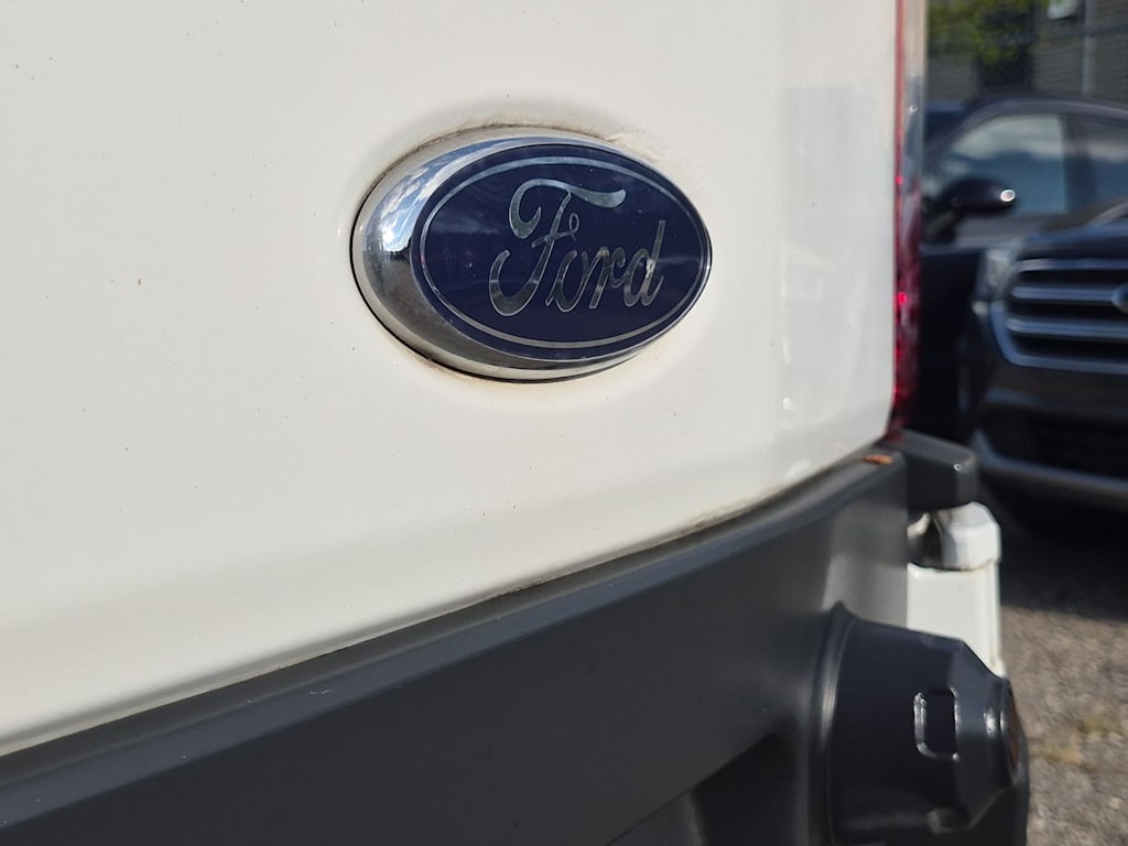 Thumbnail: 2018 Ford Transit Series - 6