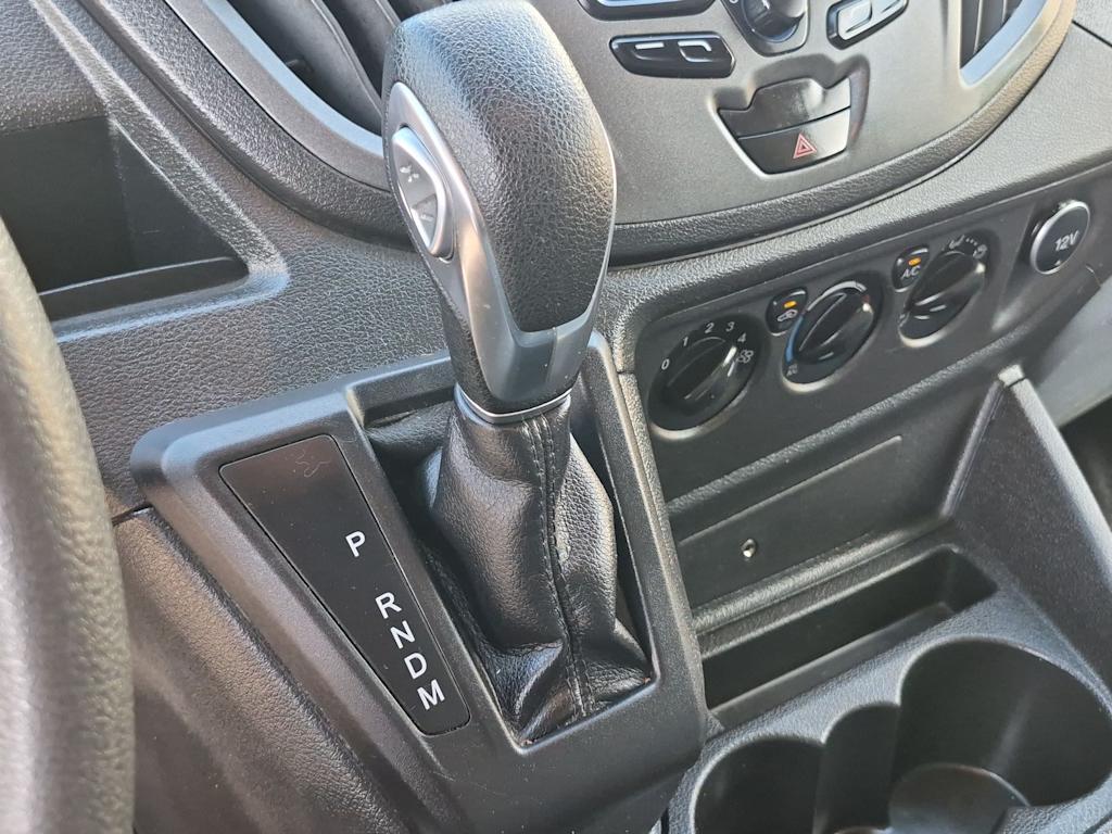 Thumbnail: 2018 Ford Transit Series - 25