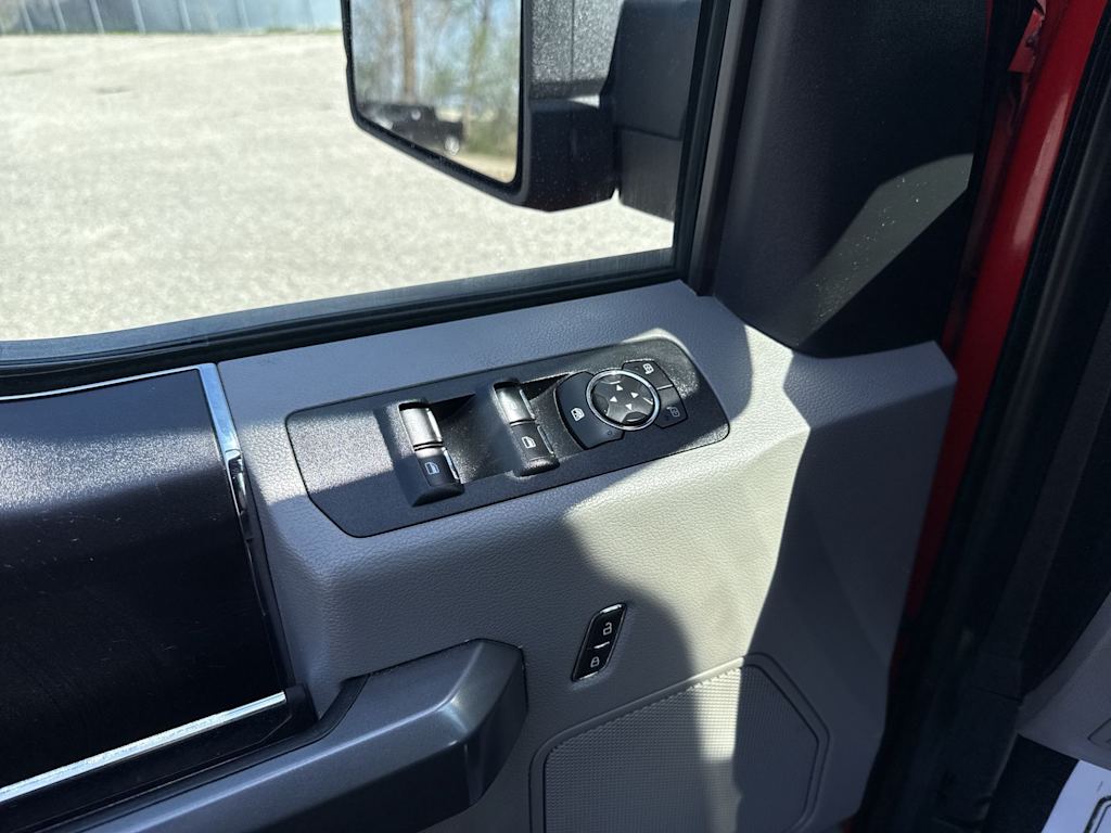 Thumbnail: 2019 Ford F-150 - 25
