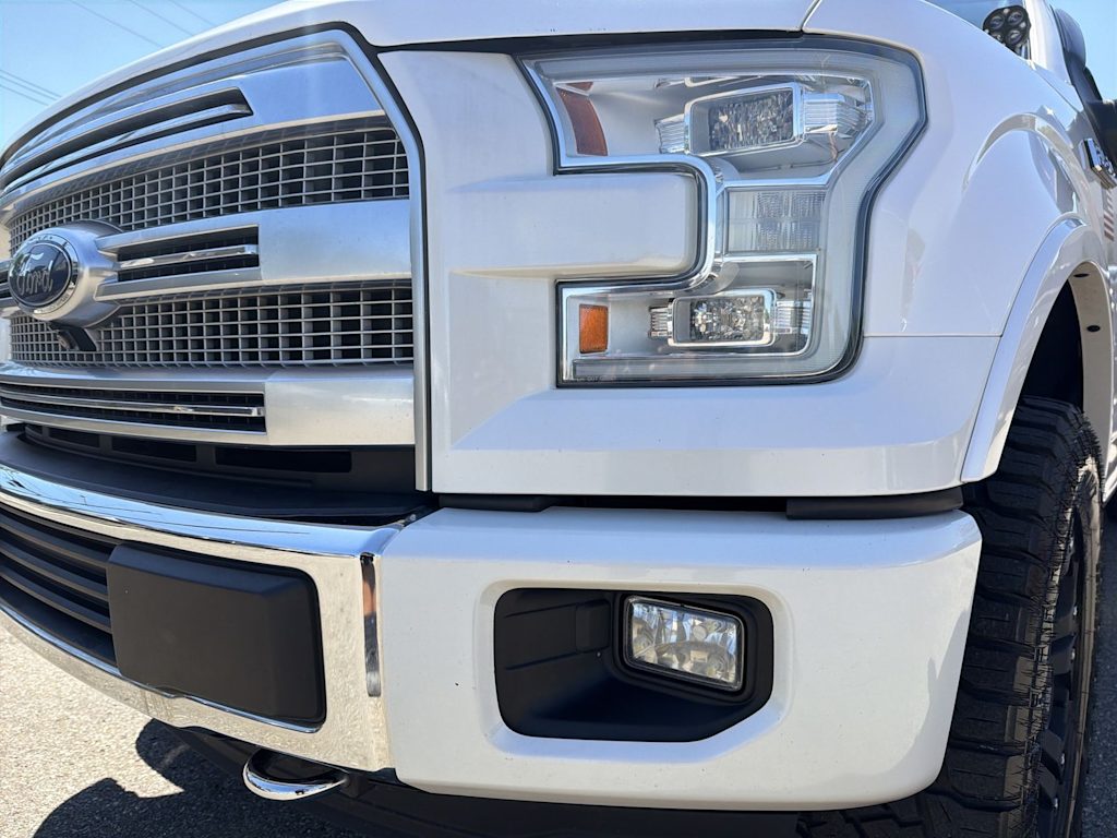 Thumbnail: 2015 Ford F-150 - 24