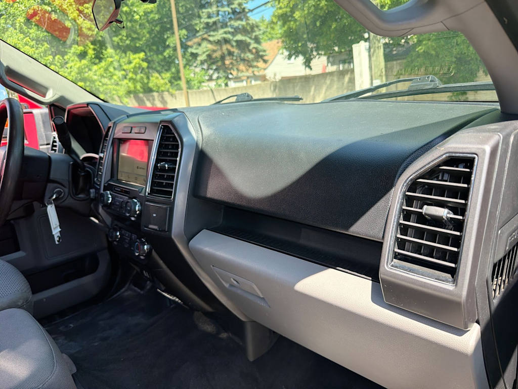 Thumbnail: 2019 Ford F-150 - 2