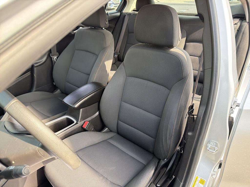 Thumbnail: 2016 Chevrolet Cruze - 11