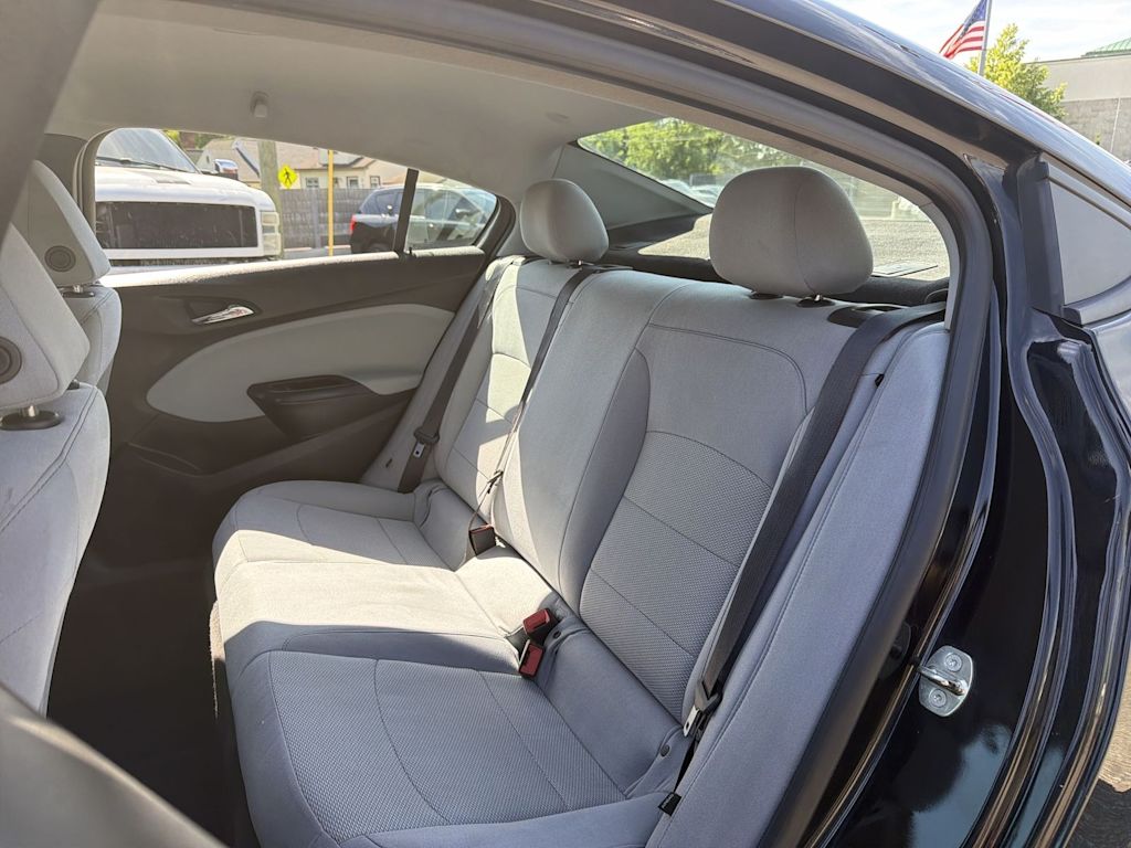 Thumbnail: 2019 Chevrolet Cruze - 27