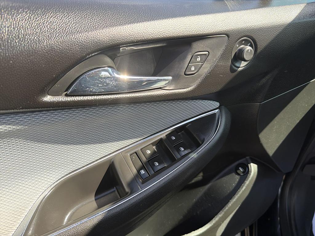 Thumbnail: 2019 Chevrolet Cruze - 26