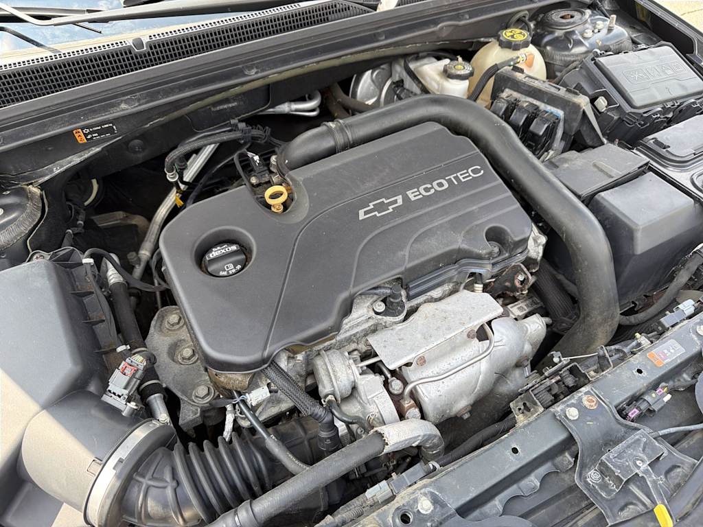 Thumbnail: 2017 Chevrolet Malibu - 8