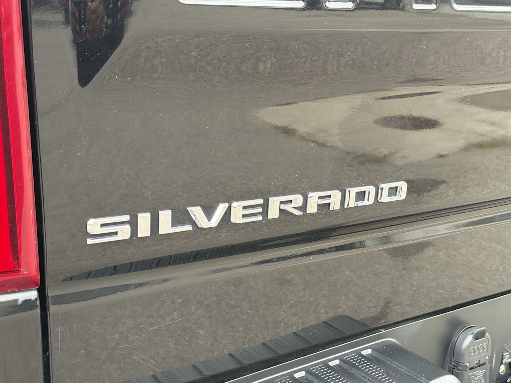 Thumbnail: 2020 Chevrolet Silverado 1500 - 23