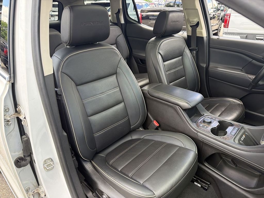 Thumbnail: 2023 GMC Acadia - 31