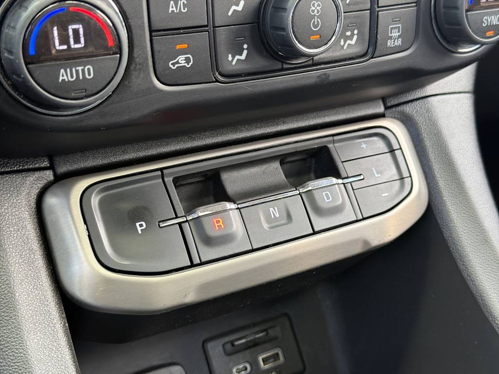 Thumbnail: 2023 GMC Acadia - 39