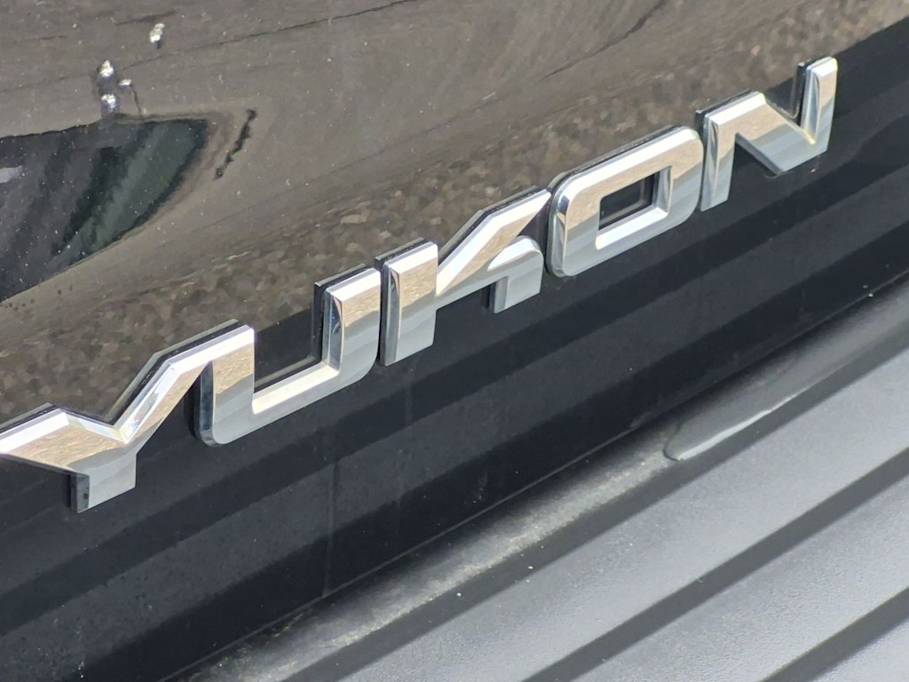 Thumbnail: 2018 GMC Yukon - 7