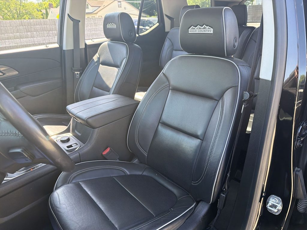 Thumbnail: 2020 Chevrolet Traverse - 11