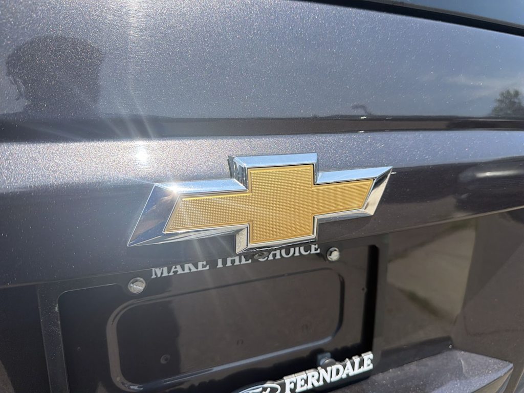 Thumbnail: 2015 Chevrolet Tahoe - 7