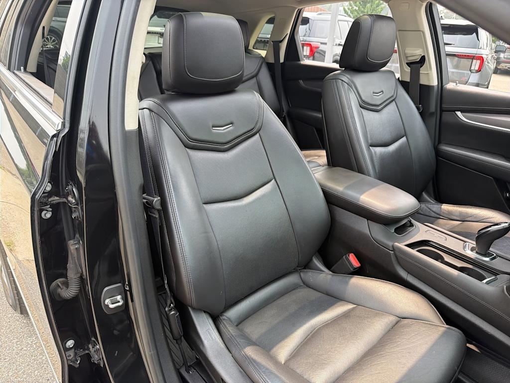 Thumbnail: 2019 Cadillac XT5 - 31