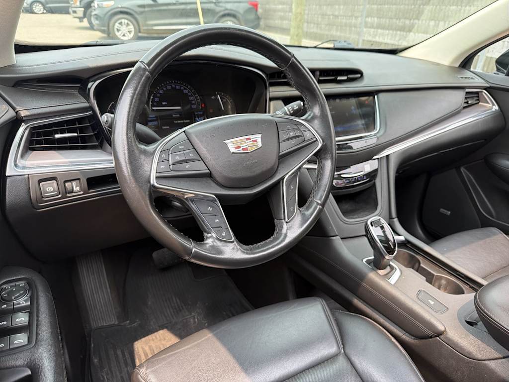 Thumbnail: 2019 Cadillac XT5 - 2