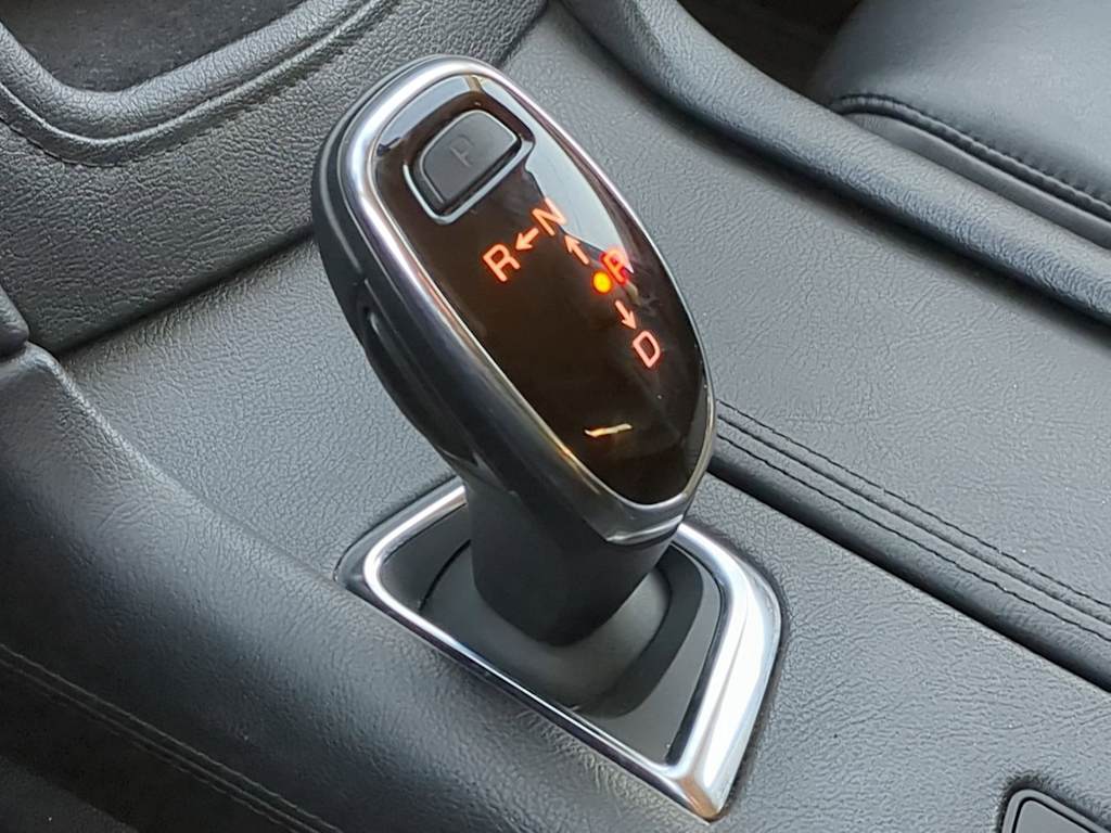 Thumbnail: 2018 Cadillac XT5 - 15