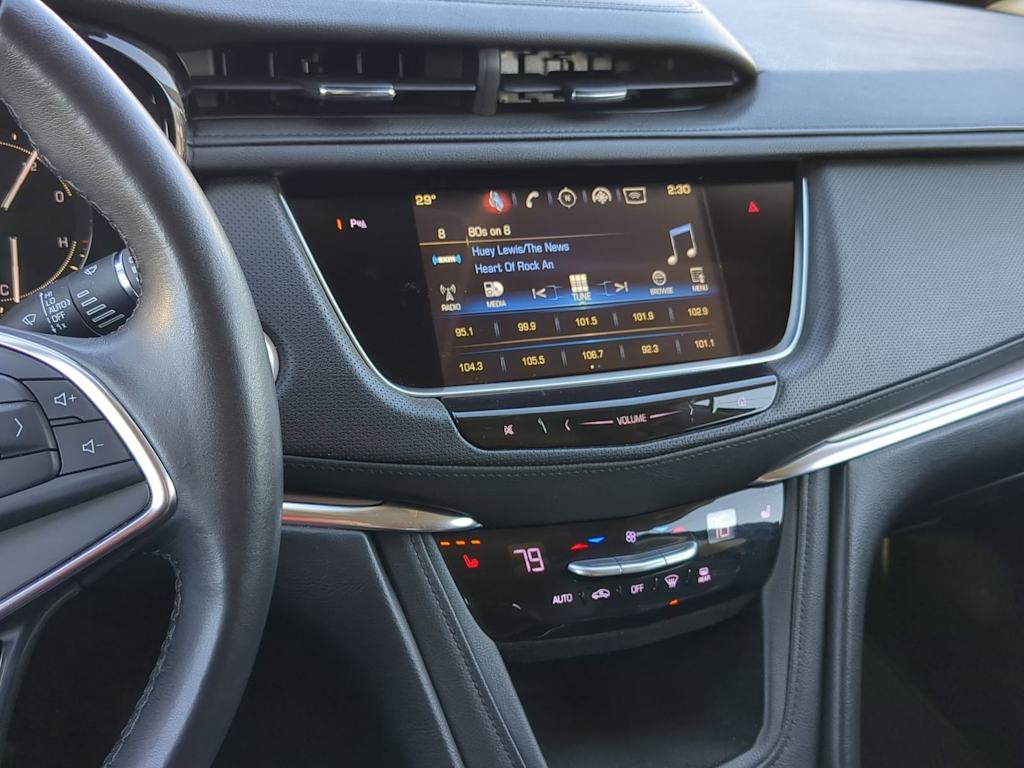 Thumbnail: 2018 Cadillac XT5 - 14