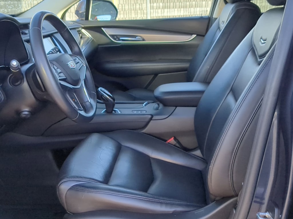 Thumbnail: 2018 Cadillac XT5 - 10