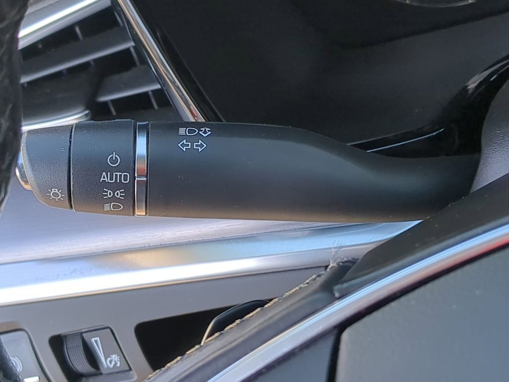 Thumbnail: 2018 Cadillac XT5 - 32