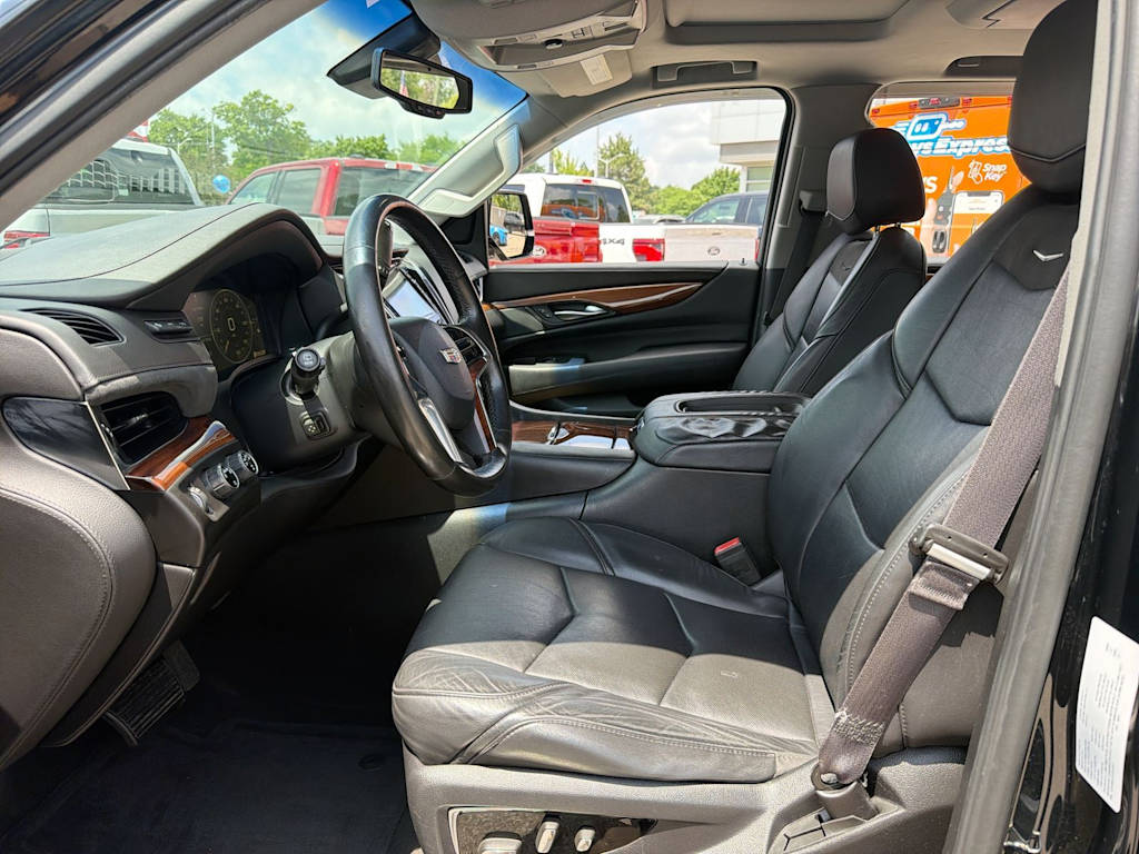 Thumbnail: 2015 Cadillac Escalade - 9