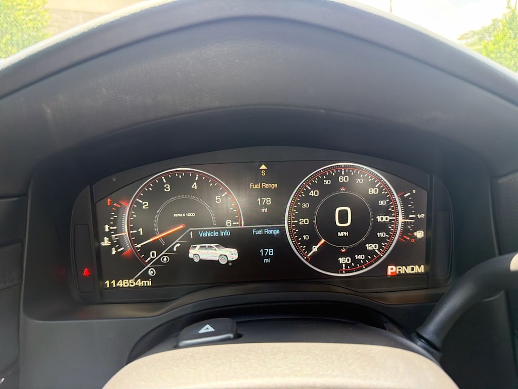 Thumbnail: 2015 Cadillac Escalade - 14