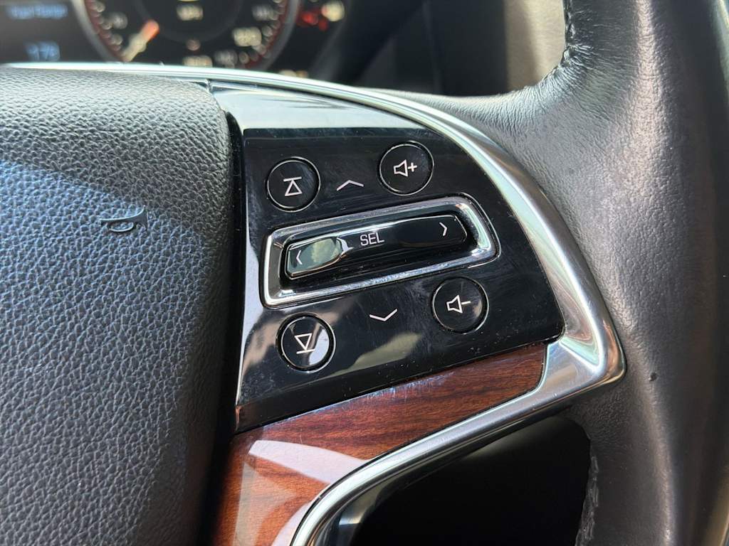 Thumbnail: 2015 Cadillac Escalade - 30
