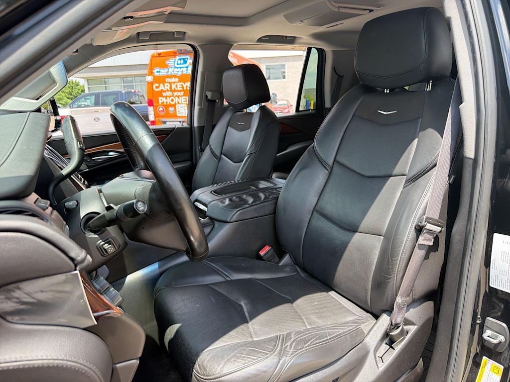 Thumbnail: 2015 Cadillac Escalade - 10