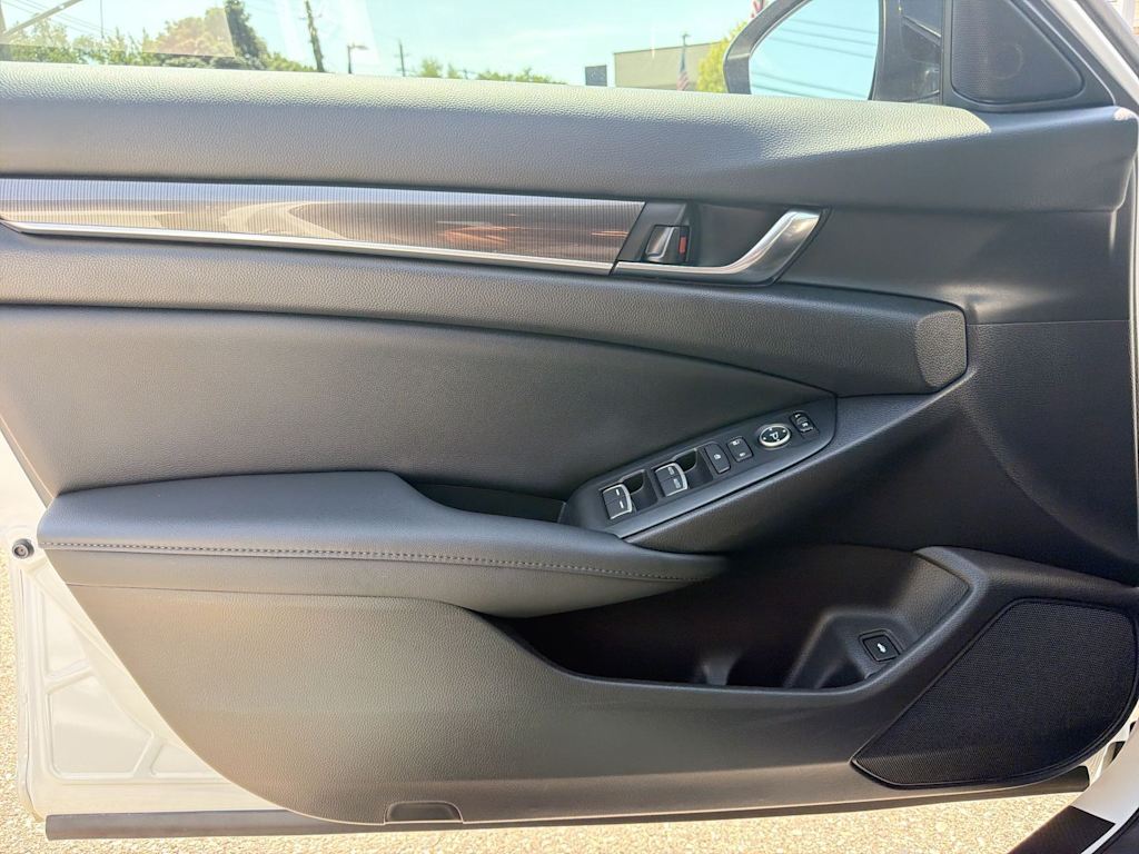 Thumbnail: 2021 Honda Accord - 33