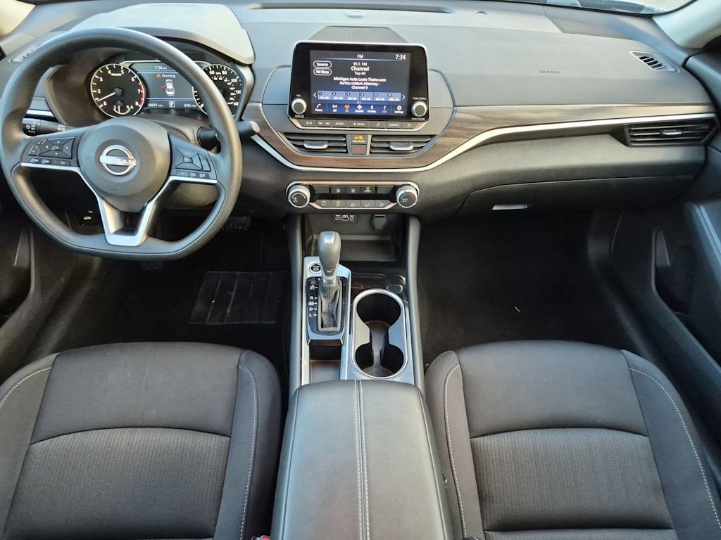 Thumbnail: 2024 Nissan Altima - 9