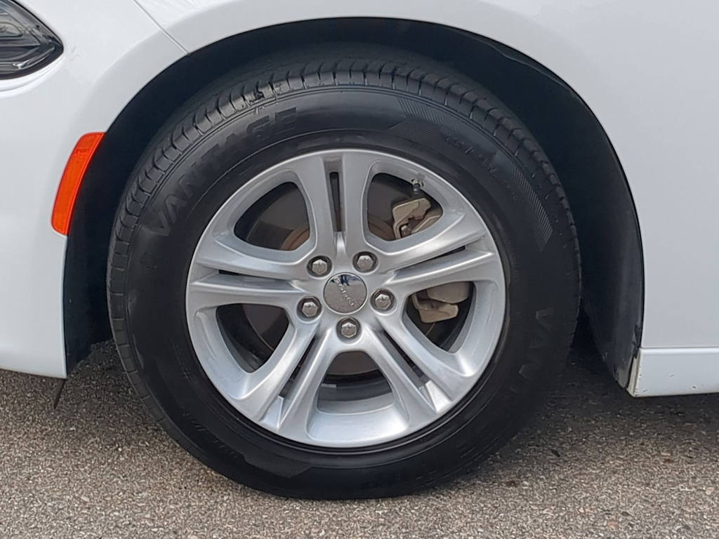 Thumbnail: 2022 Dodge Charger - 8