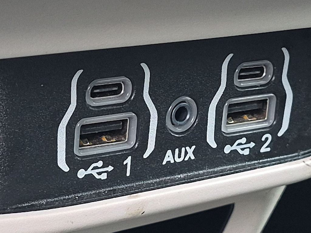 Thumbnail: 2024 Chrysler Pacifica - 28