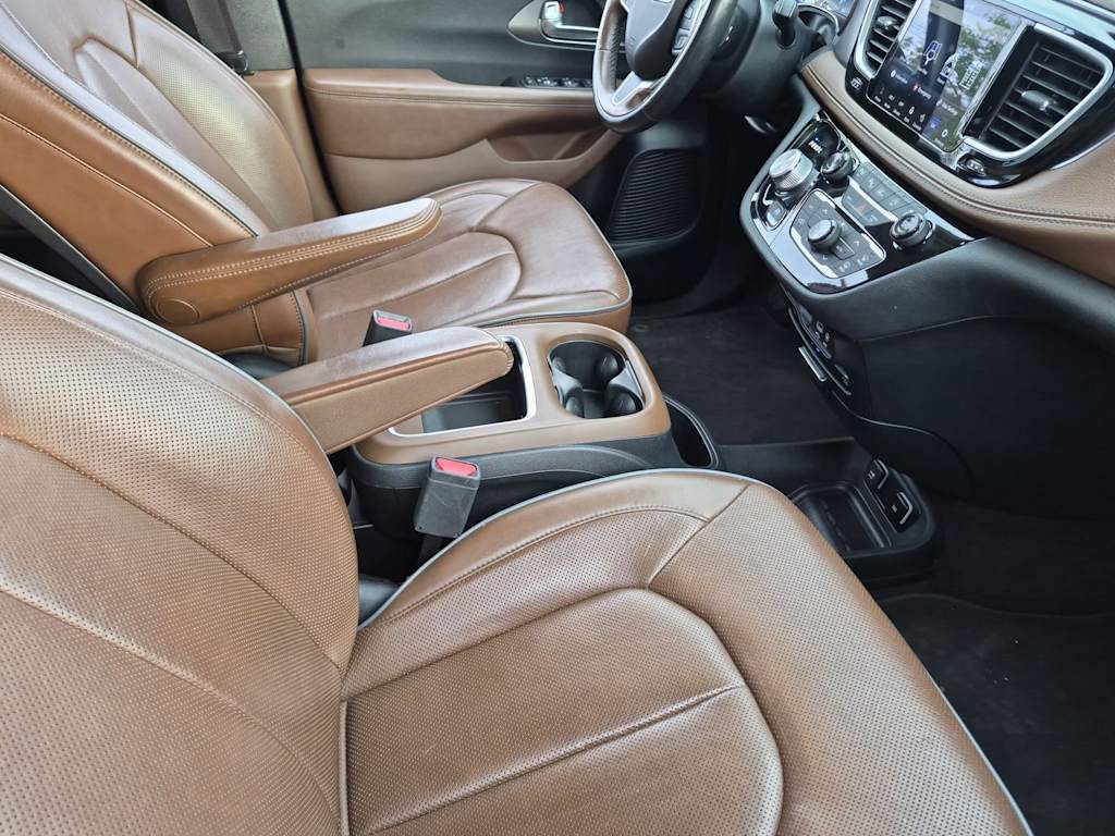 Thumbnail: 2019 Chrysler Pacifica - 22
