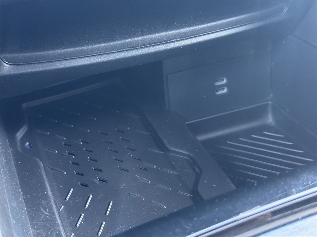 Thumbnail: 2026 Chrysler Pacifica - 35