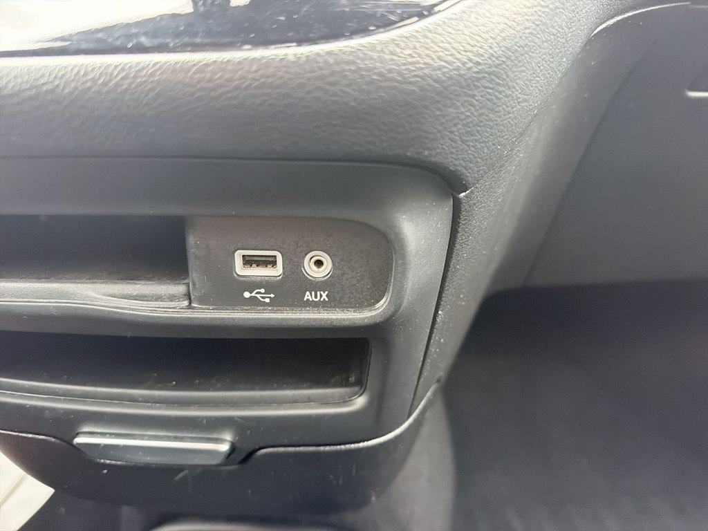 Thumbnail: 2020 Chrysler Pacifica - 33