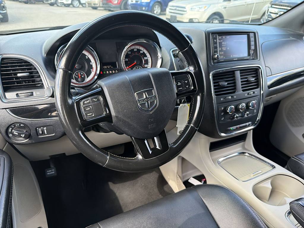 Thumbnail: 2020 Dodge Grand Caravan - 2