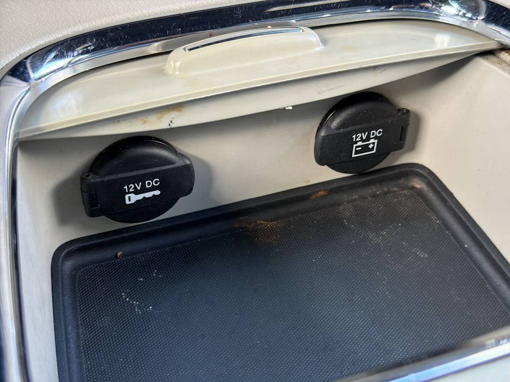 Thumbnail: 2020 Dodge Grand Caravan - 32