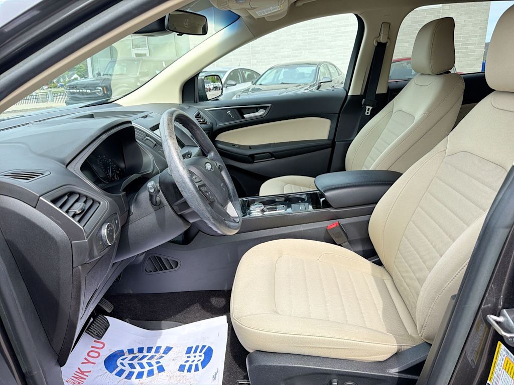 Thumbnail: 2020 Ford Edge - 10