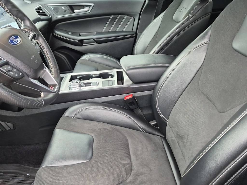 Thumbnail: 2023 Ford Edge - 10