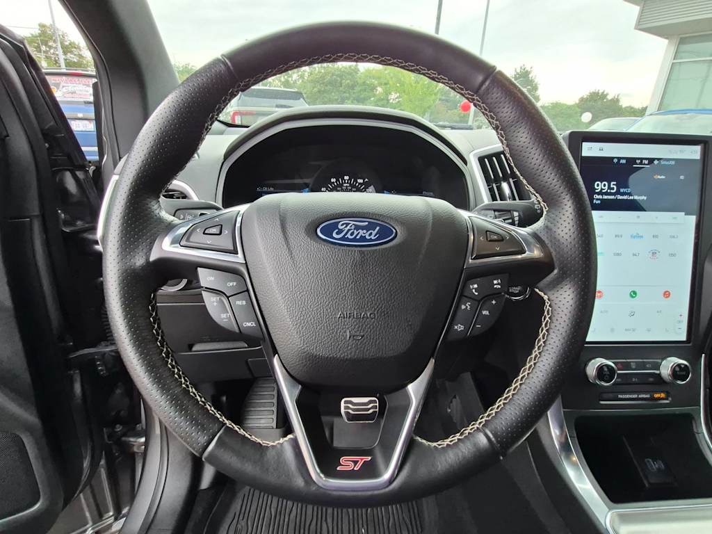 Thumbnail: 2023 Ford Edge - 13