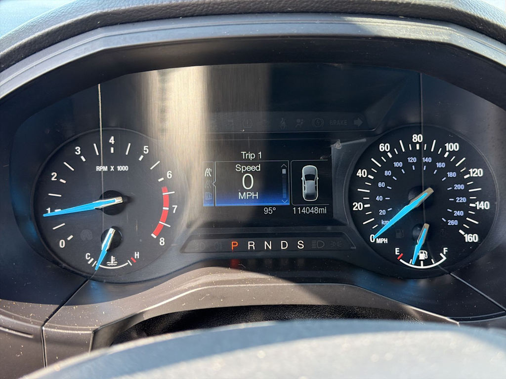 Thumbnail: 2019 Ford Edge - 16