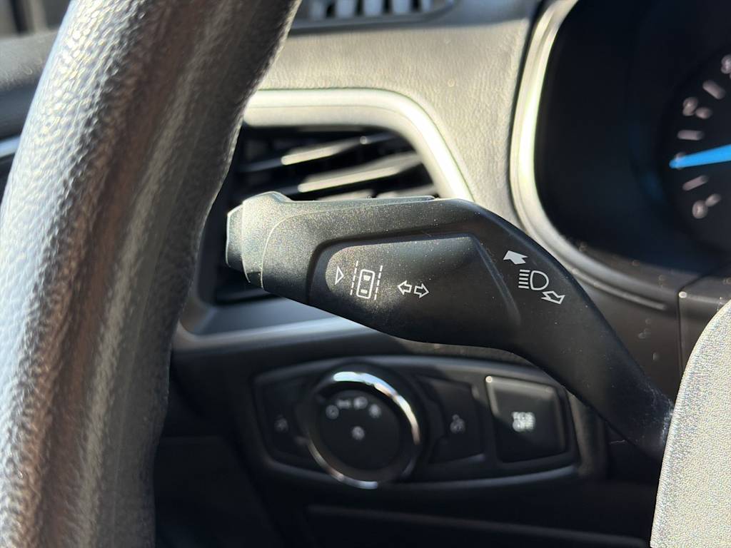 Thumbnail: 2019 Ford Edge - 33