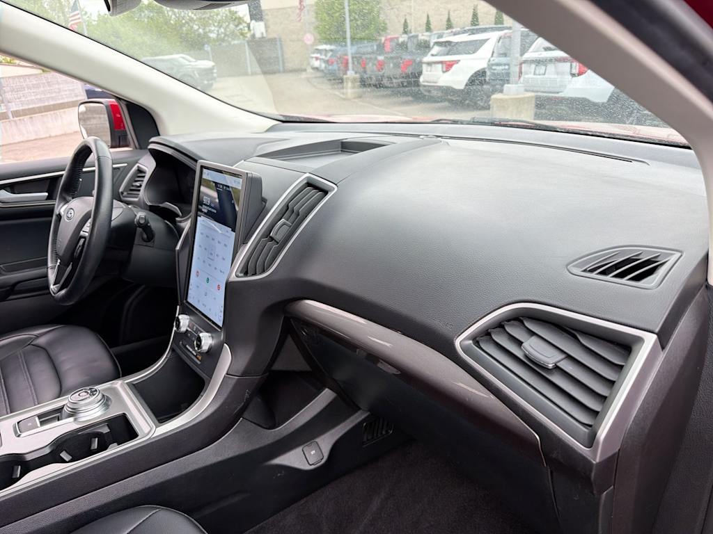 Thumbnail: 2024 Ford Edge - 2