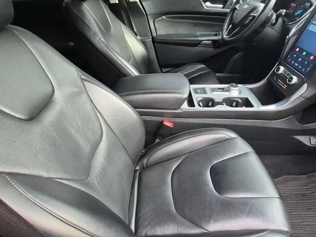 Thumbnail: 2021 Ford Edge - 10