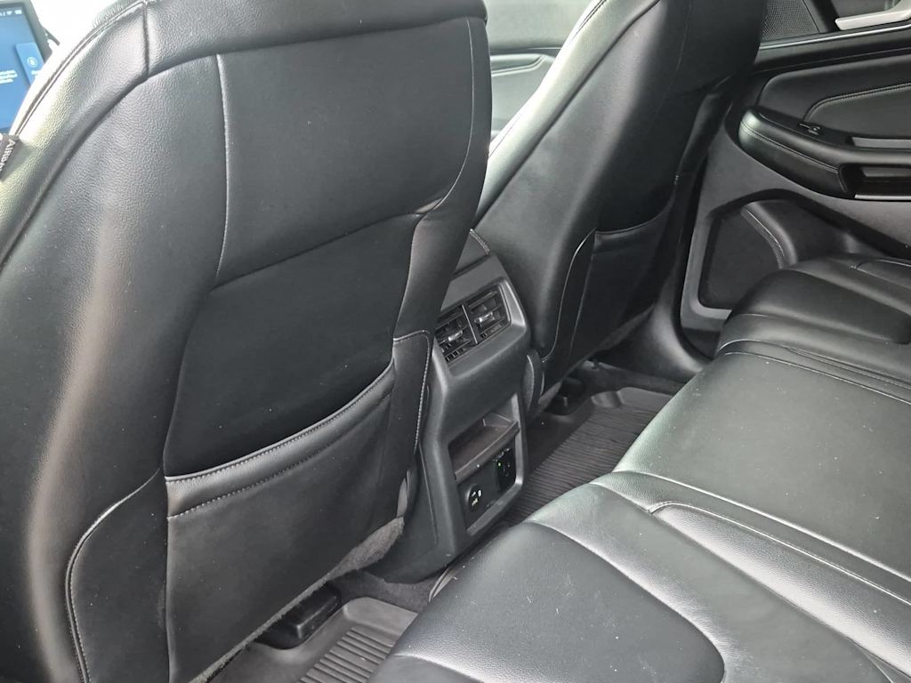 Thumbnail: 2021 Ford Edge - 11