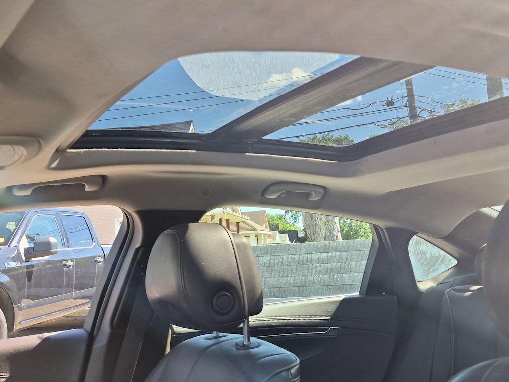 Thumbnail: 2014 Chevrolet Impala - 24