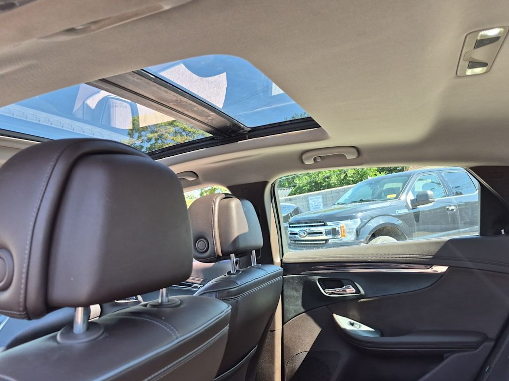 Thumbnail: 2014 Chevrolet Impala - 26