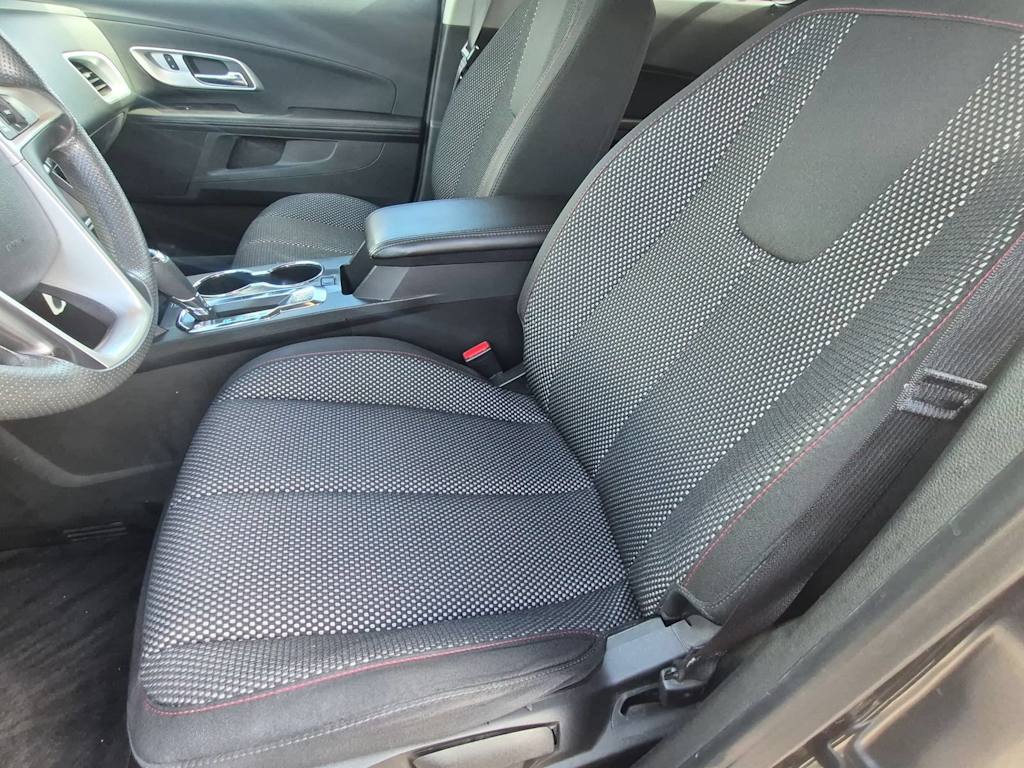 Thumbnail: 2016 Chevrolet Equinox - 10