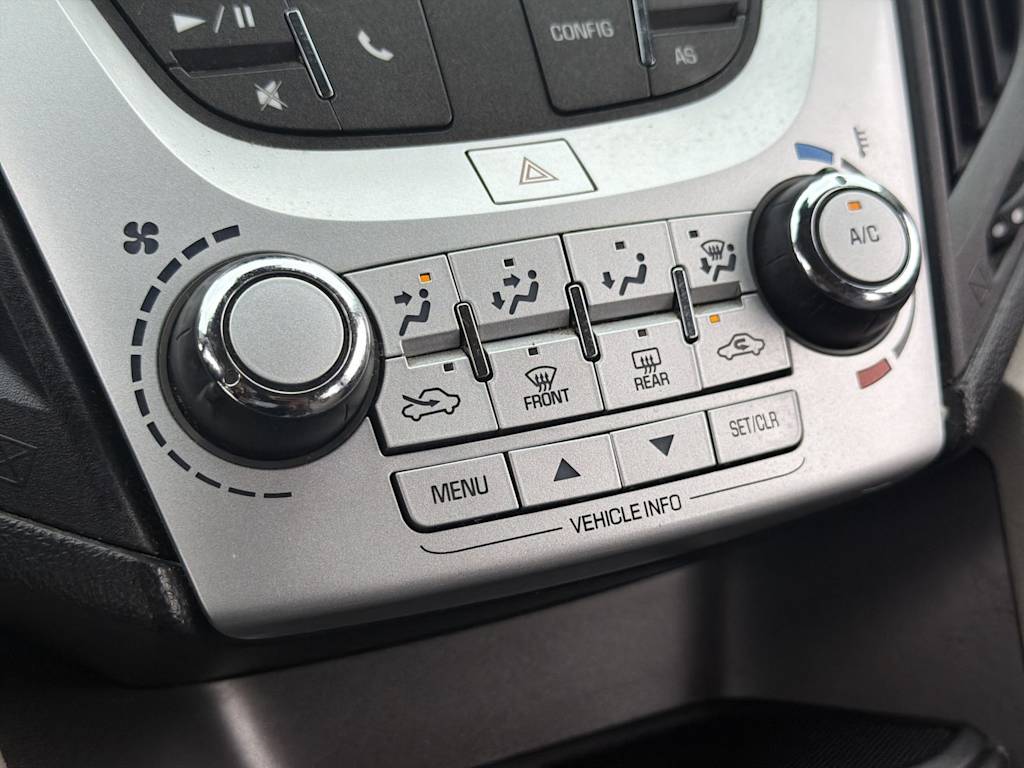 Thumbnail: 2017 Chevrolet Equinox - 30